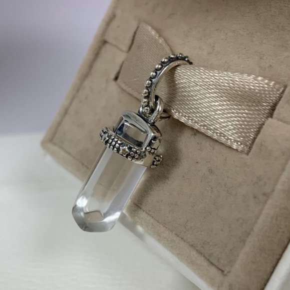 Pandora White Amulet Pendant - Picture 7 of 7